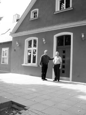 Pfarrer Robert Marnitz (li.) und Kantor Winfried Haschke