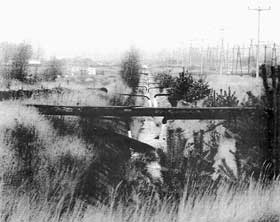 Zu DDR-Zeiten haben die großen Grundwasserfördermengen der Tagebaue den Wasserfluß der Spree verbessert