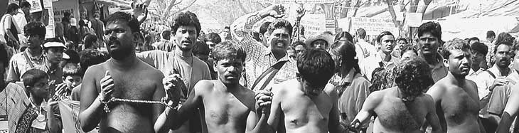 Protesttanz der indischen Dalits beim Weltszialforum