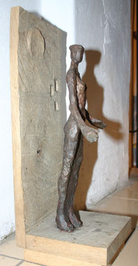 Das Leben als Entwurf - Die Kunst des Möbelbauens heißt eine Ausstellung des Holzbildhauers Hans-Georg Wagner
