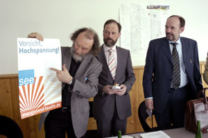 In dieser Woche wurde der offizielle Startschuss für das Energieland -Lausitz gegeben. IBA-Chef Dr. Rolf Kuhn, CEBra-Geschäftsführer Dr. Georg Wagener-Lohse, Vattenfall-Vorstandsmitglied Klaus Aha (v.l.) und Carsten Maluszczak, Leiter der Regionalen Planungsgemeinschaft Lausitz-Spreewald, stellten im Medienzentrum der BTU Cottbus das Projekt vor