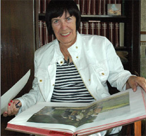 Ursula Helbig, geborene Hohlfeld, ist direkt neben dem Cottbuser Theater aufgewachsen. Der Musentempel und die Bücher der Eltern prägten sie. Noch heute führt sie ein Antiquariat mit 17 730 Büchern