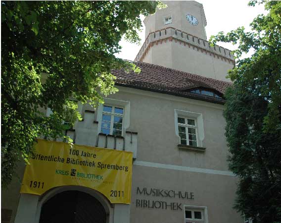 Die neue Sonderausstellung „100 Jahre Museum in Spremberg“ wird am Donnerstag um 19 Uhr mit Blasmusik und Festrede eröffnet 