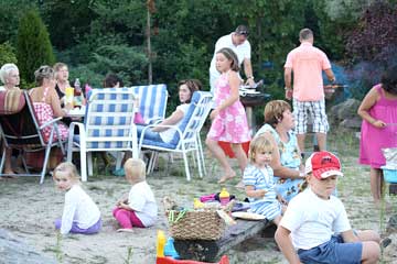 Das Netzwerk „Gesunde Kinder“ Forst feierte am vergangenen Samstag an der Spremberger Talsperre sein erstes Paten-Sommerfest	