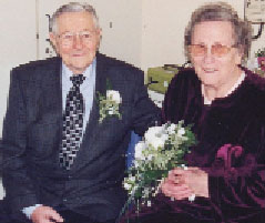 ...und der Diamantenen Hochzeit. Gelebt haben sie immer in Briesen, nur das letzte Foto musste im Krankenhaus aufgenommen werden