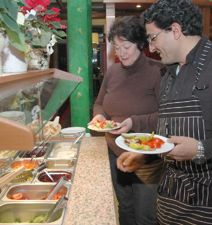 Schmackhaft und gesund: am Salatbuffet