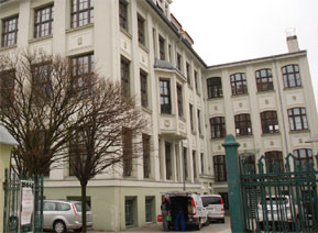 Unter einem Dach werden die Volkshochschule und die Stadt- und Regionalbibliothek ab 19. März für Wissenszuwachs sorgen 	Foto: M.K.