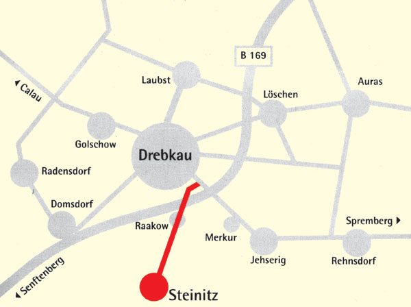 Nach Steinitz gelangt der Autofahrer über die neue Drebkauer Umgehung, am Gewerbegebiet zur Stadt hin abfahrend, dann links